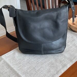 Vintage coach black Whitney